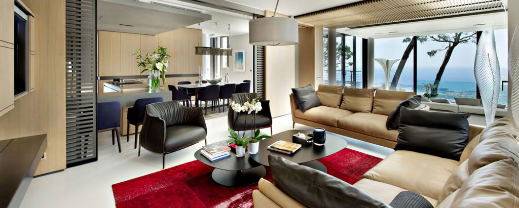 cuanhom2011 – ThietKeWebchuyen.Com – SaiGonApp.Com 